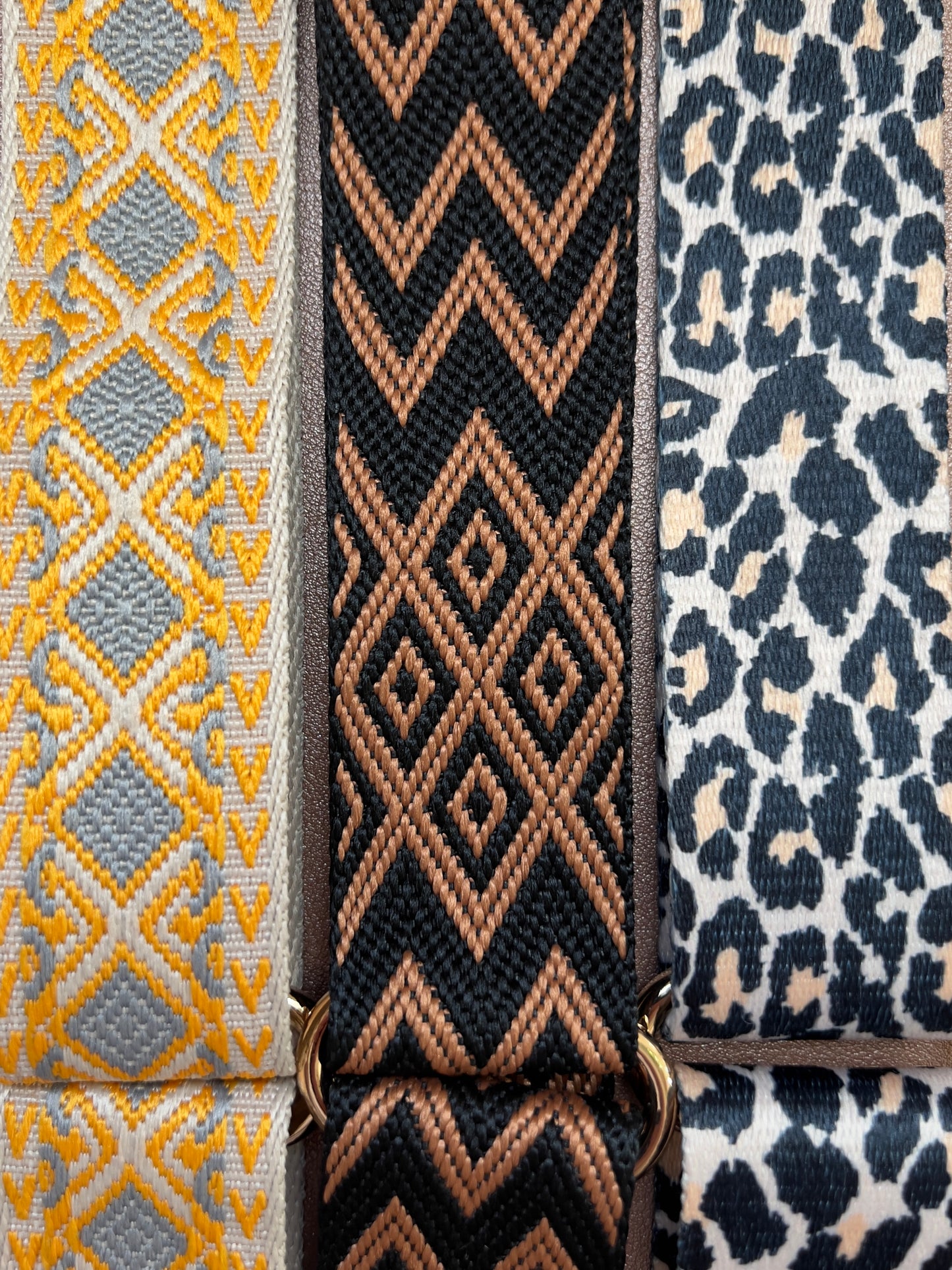 Adjustable phone and wallet lanyard